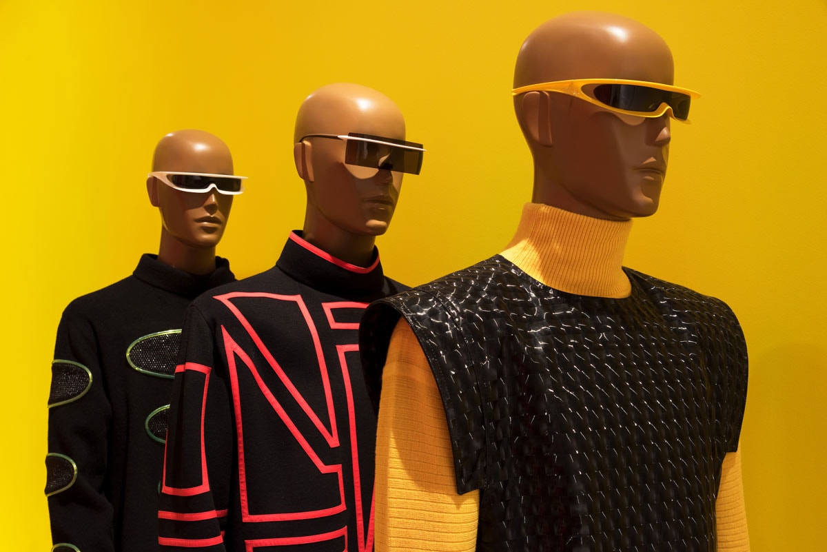 Binnenkijken bij de 'Pierre Cardin: Future Fashion ...
